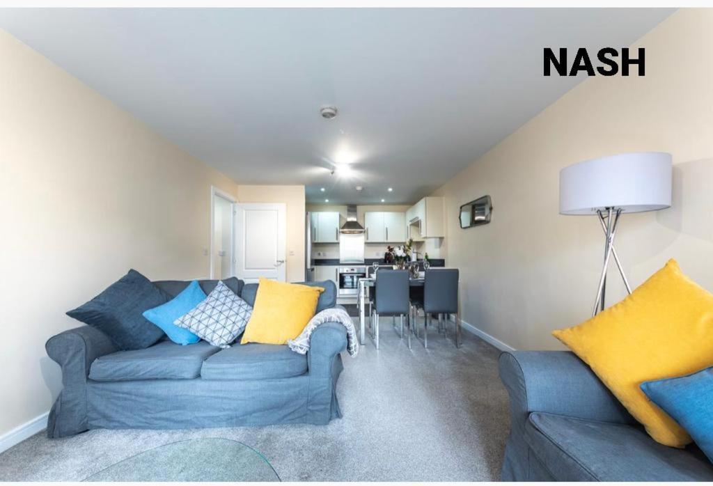Stylish 2 Bedroom Apartment-Short Term Lets & Serviced Accomodation Reading Eksteriør billede