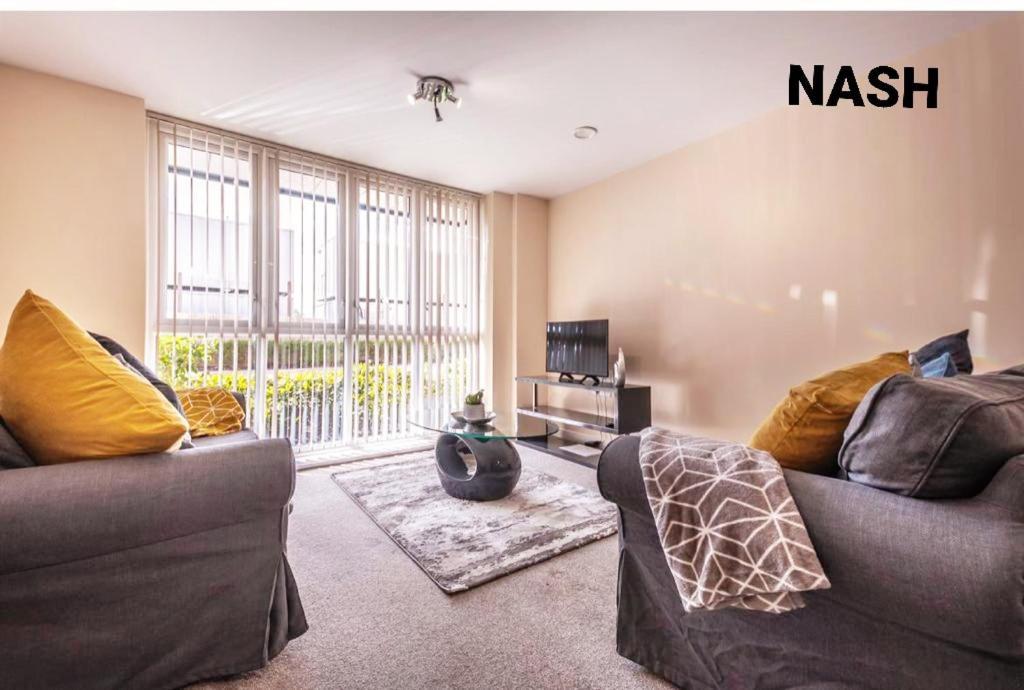 Stylish 2 Bedroom Apartment-Short Term Lets & Serviced Accomodation Reading Eksteriør billede